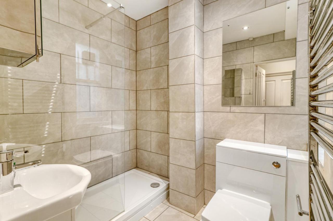Holland Park Apartment ลอนดอน ภายนอก รูปภาพ